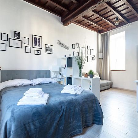 Cozy Studio Campo De Fiori Rome Buitenkant foto