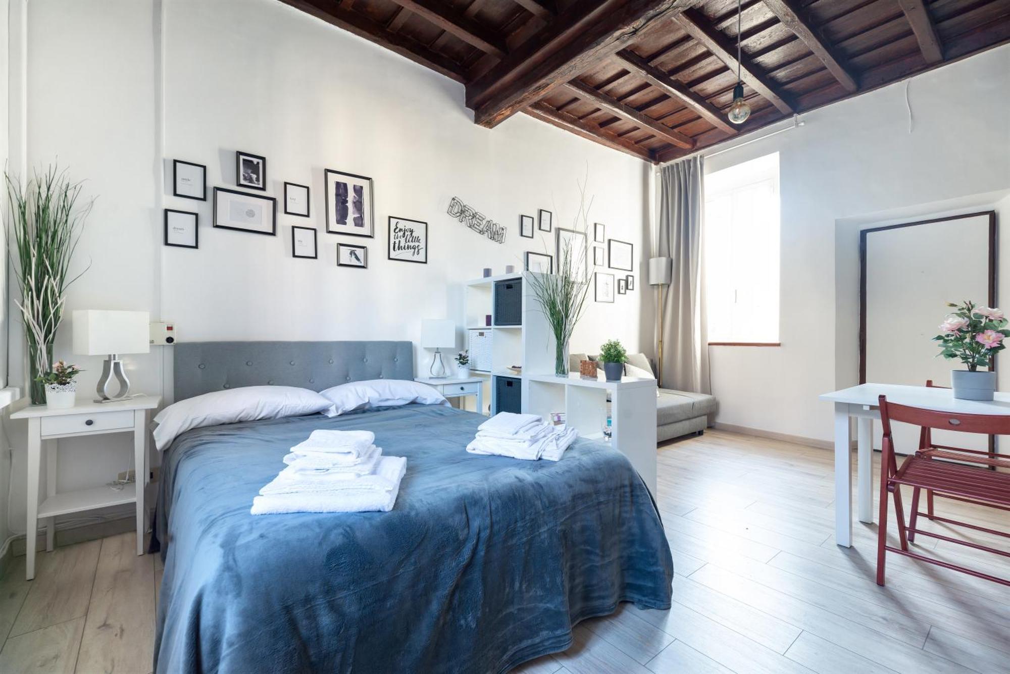 Cozy Studio Campo De Fiori Rome Buitenkant foto